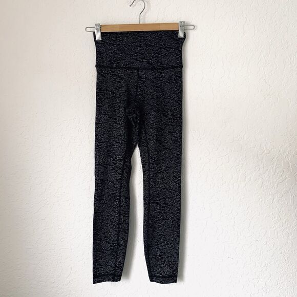 Lululemon Legging Wunder Under Hi-Rise 7/8 Sz 2 Luon Frayed Camo Black White 25" - Picture 4 of 16